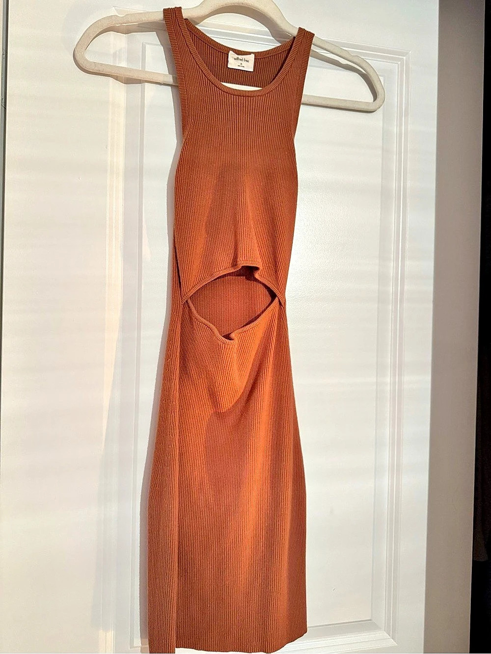 Wilfred Free Cut-Out Knit Midi Dress Ribbed Midi Dress Brown Small